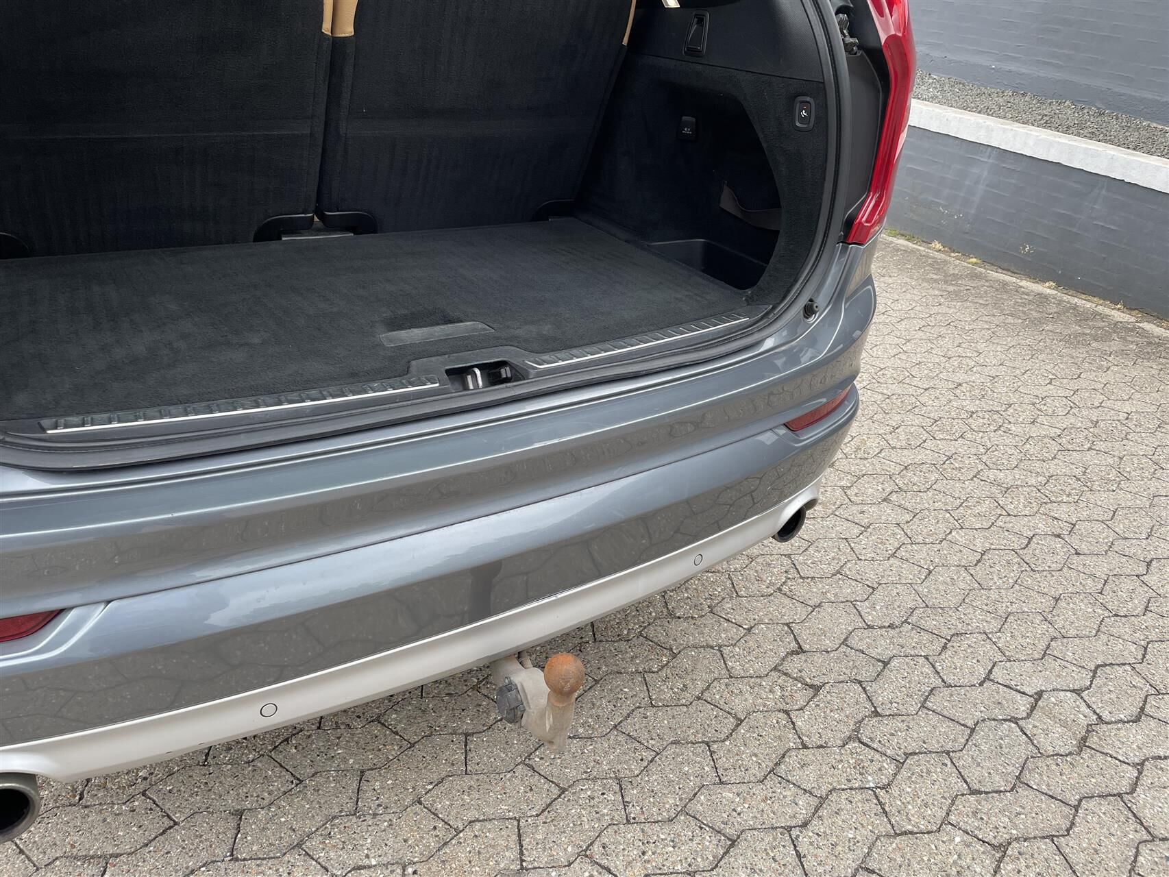 Billede af Volvo XC90 2,0 D5 Momentum AWD 225HK 5d 8g Aut.