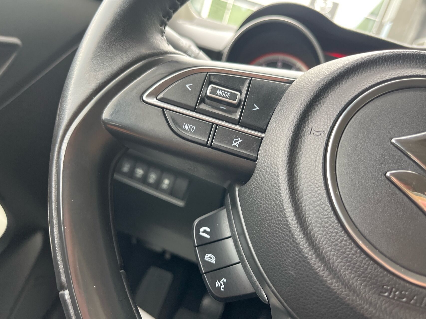 Billede af Suzuki Swift 1,2 Dualjet  Mild hybrid Exclusive 90HK 5d