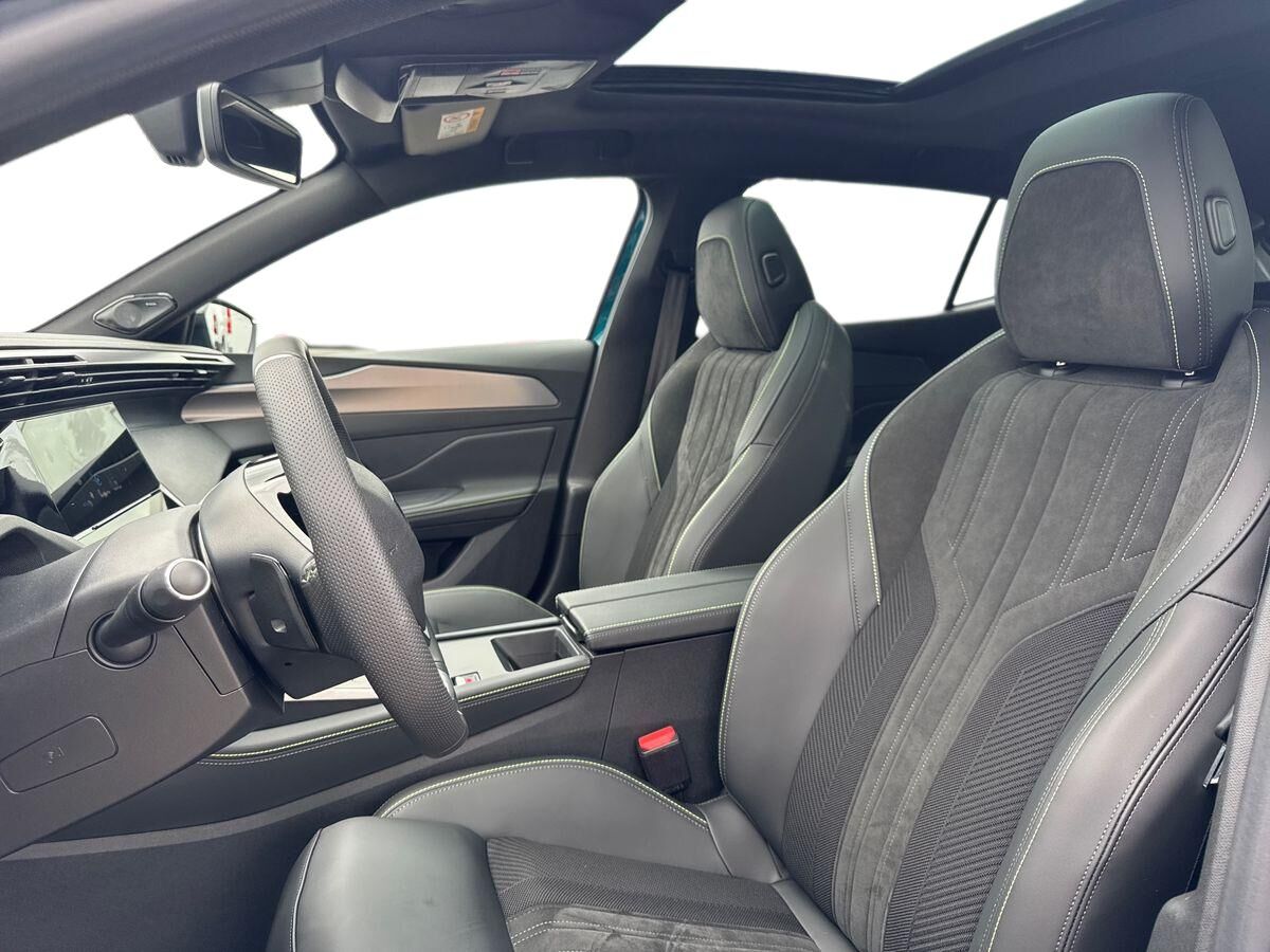 Billede af Peugeot e-408 EL 210HK 5d Aut.