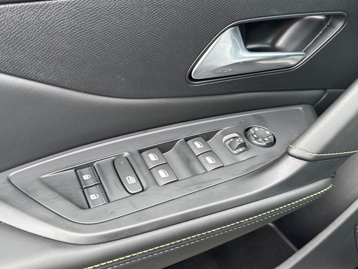 Billede af Peugeot e-408 EL 210HK 5d Aut.