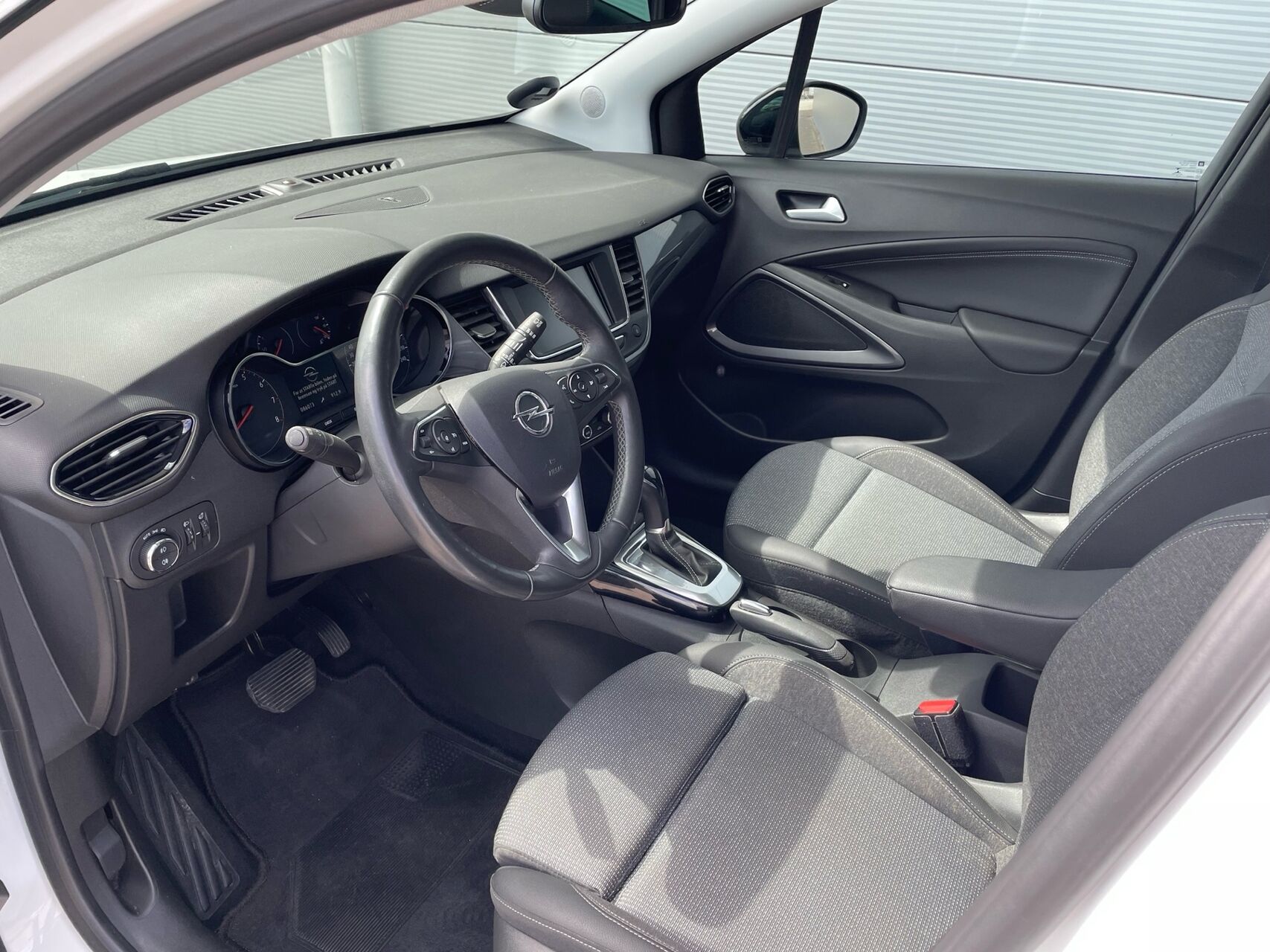 Billede af Opel Crossland 1,2 T Sport 130HK 5d 6g Aut.
