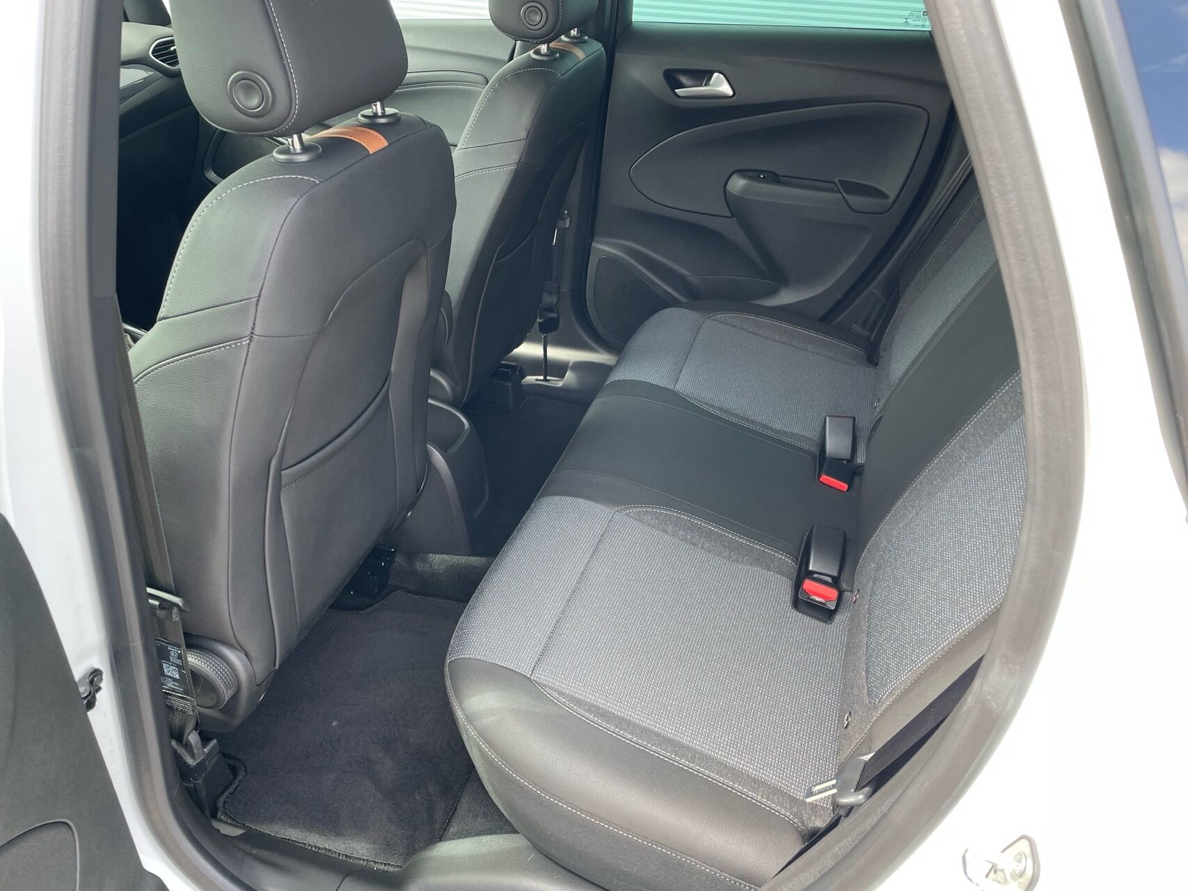 Billede af Opel Crossland 1,2 T Sport 130HK 5d 6g Aut.