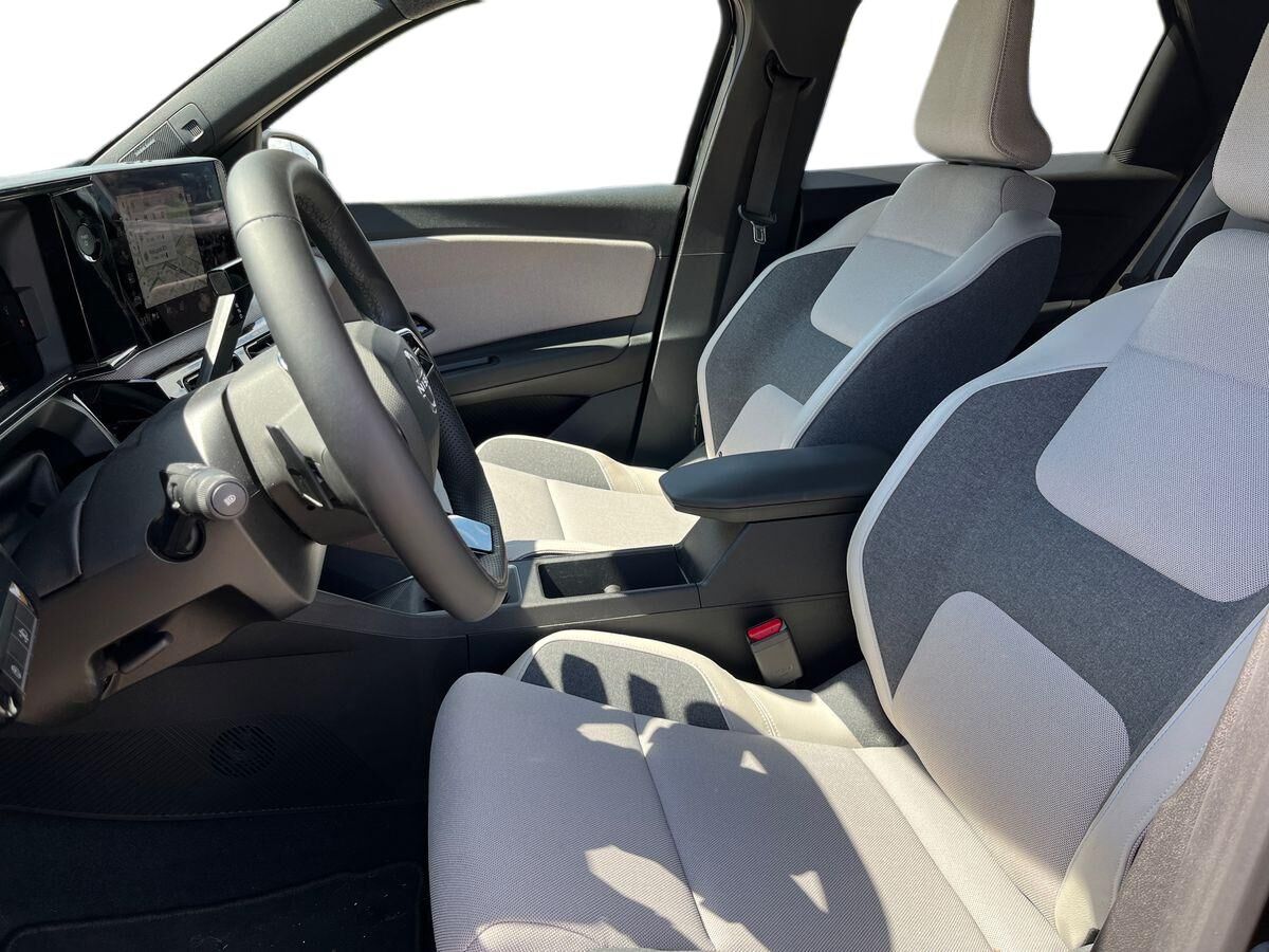 Billede af Nissan Micra EL Evolve 52kWh 150HK 5d Aut.