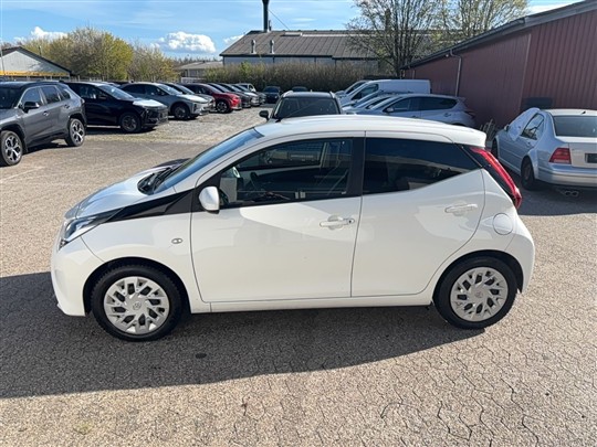Toyota Aygo 1,0 VVT-I X-pression 72HK 5d
