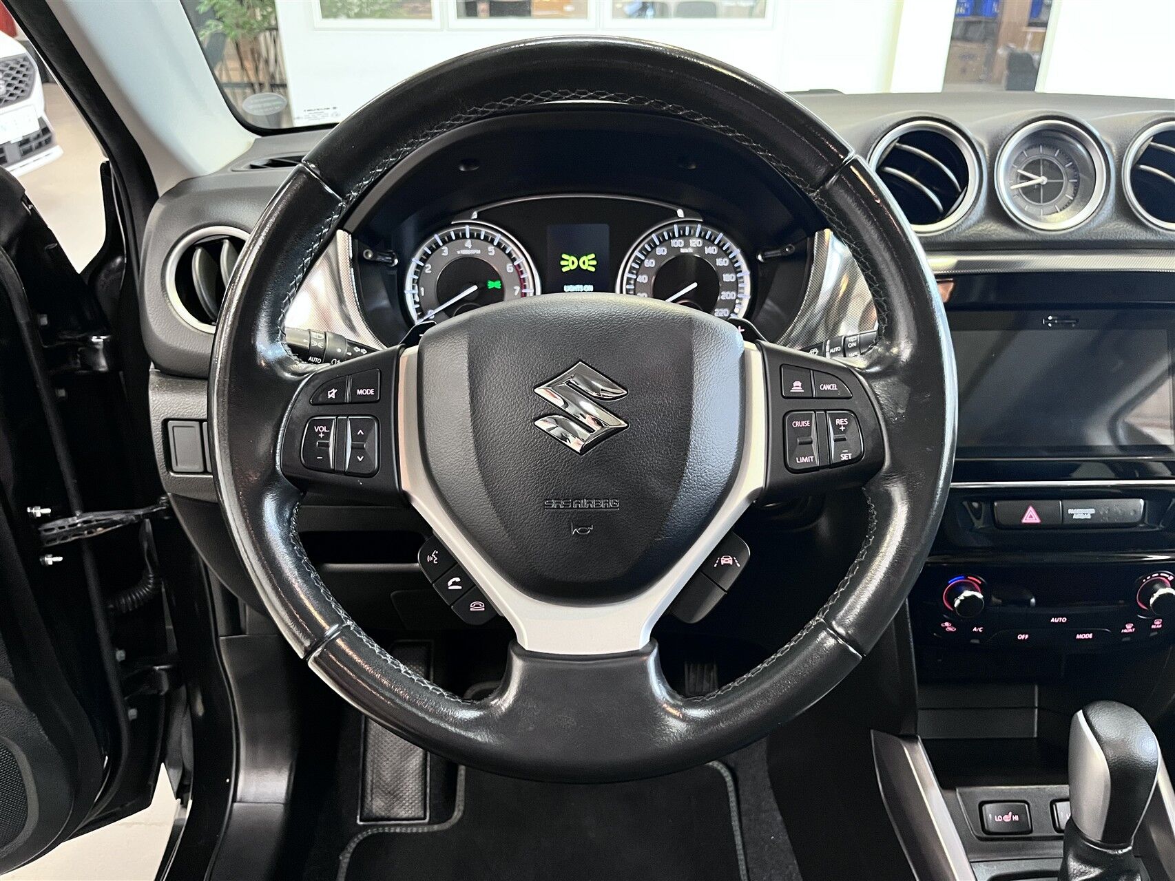 Billede af Suzuki Vitara 1,4 Boosterjet  Mild hybrid Adventure 129HK 5d 6g Aut.