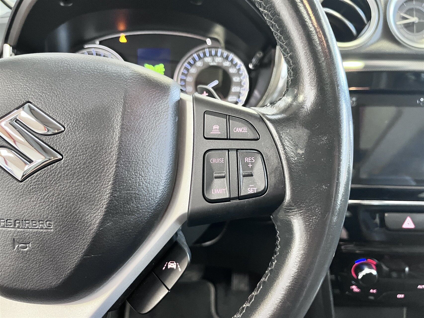 Billede af Suzuki Vitara 1,4 Boosterjet  Mild hybrid Adventure 129HK 5d 6g Aut.
