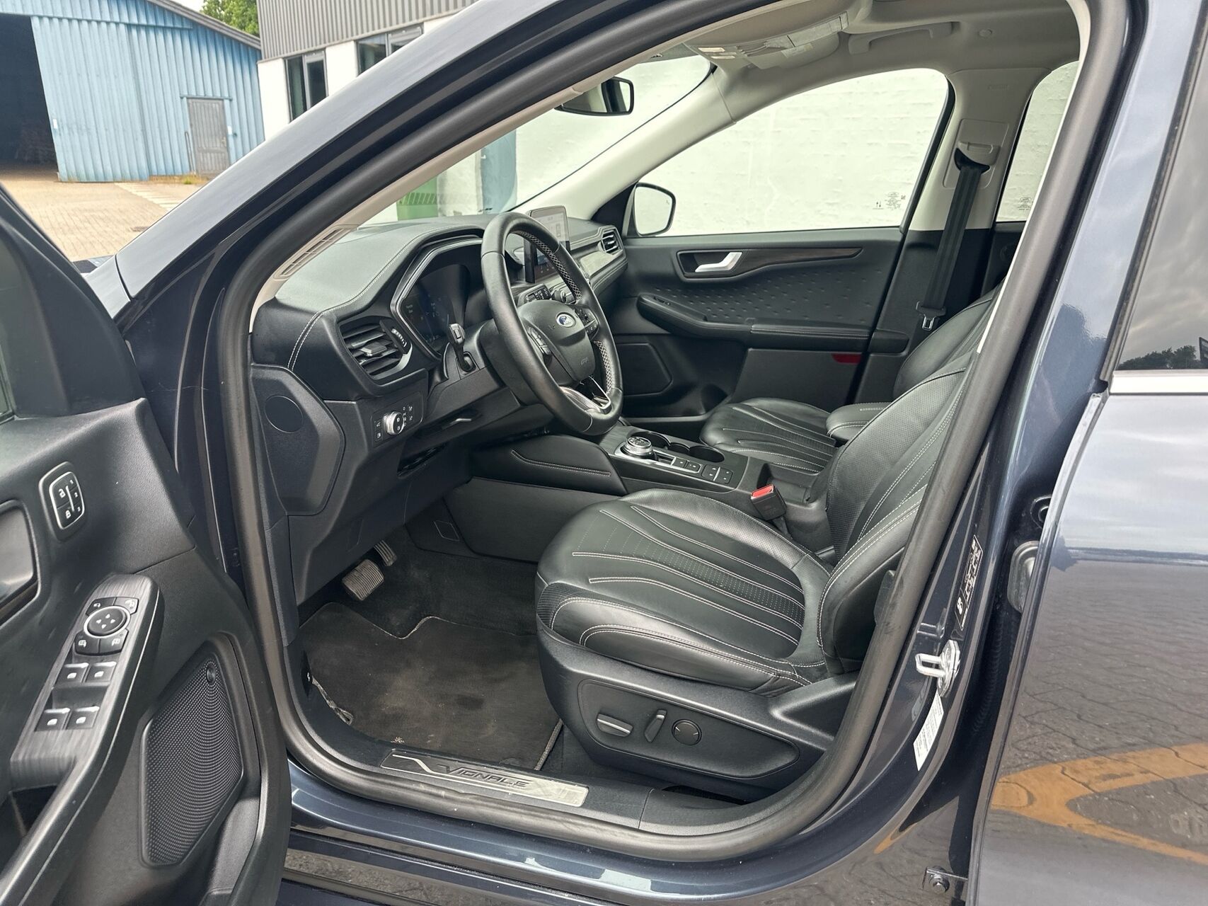 Billede af Ford Kuga 2,5 Plugin-hybrid Vignale CVT 225HK 5d Trinl. Gear