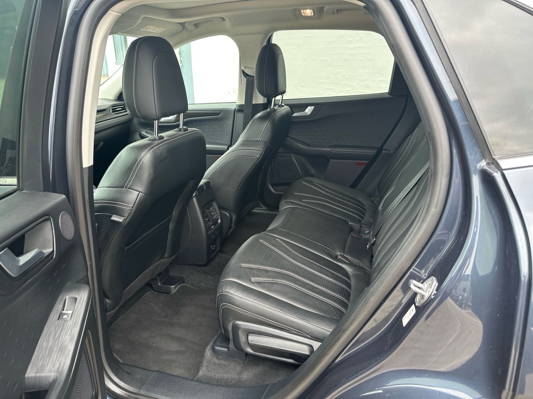 Billede af Ford Kuga 2,5 Plugin-hybrid Vignale CVT 225HK 5d Trinl. Gear