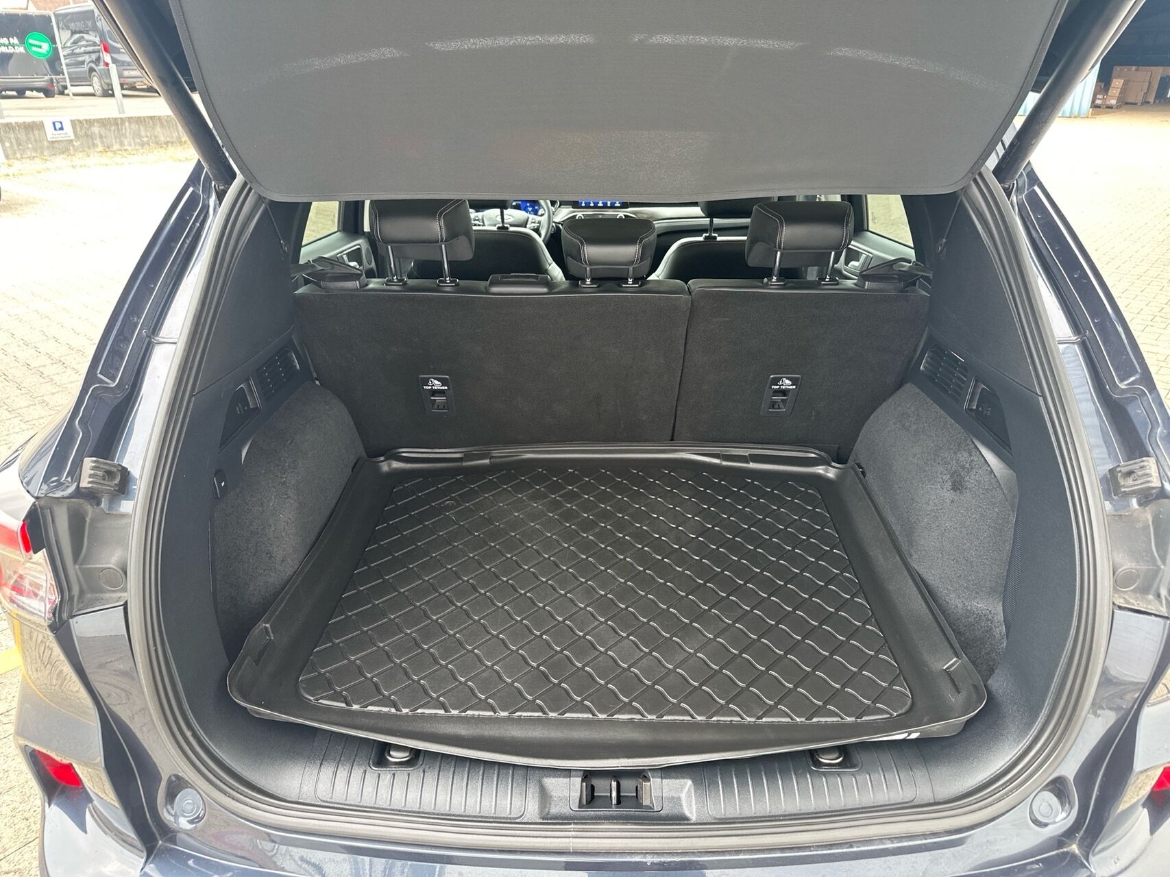 Billede af Ford Kuga 2,5 Plugin-hybrid Vignale CVT 225HK 5d Trinl. Gear
