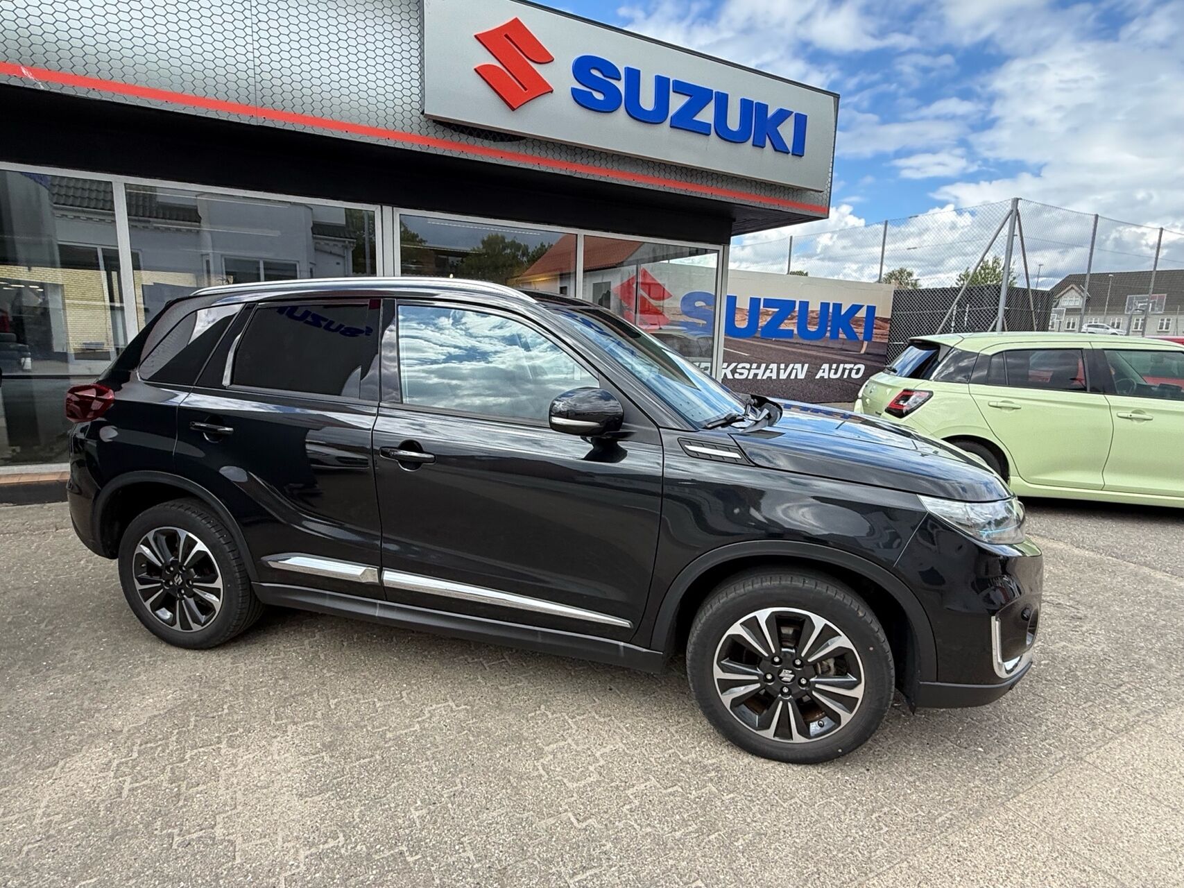 Billede af Suzuki Vitara 1,5 Hybrid Adventure AGS 102HK 5d 6g Aut.