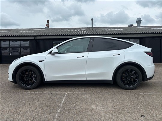 Tesla Model Y EL RWD 299HK 5d Aut.