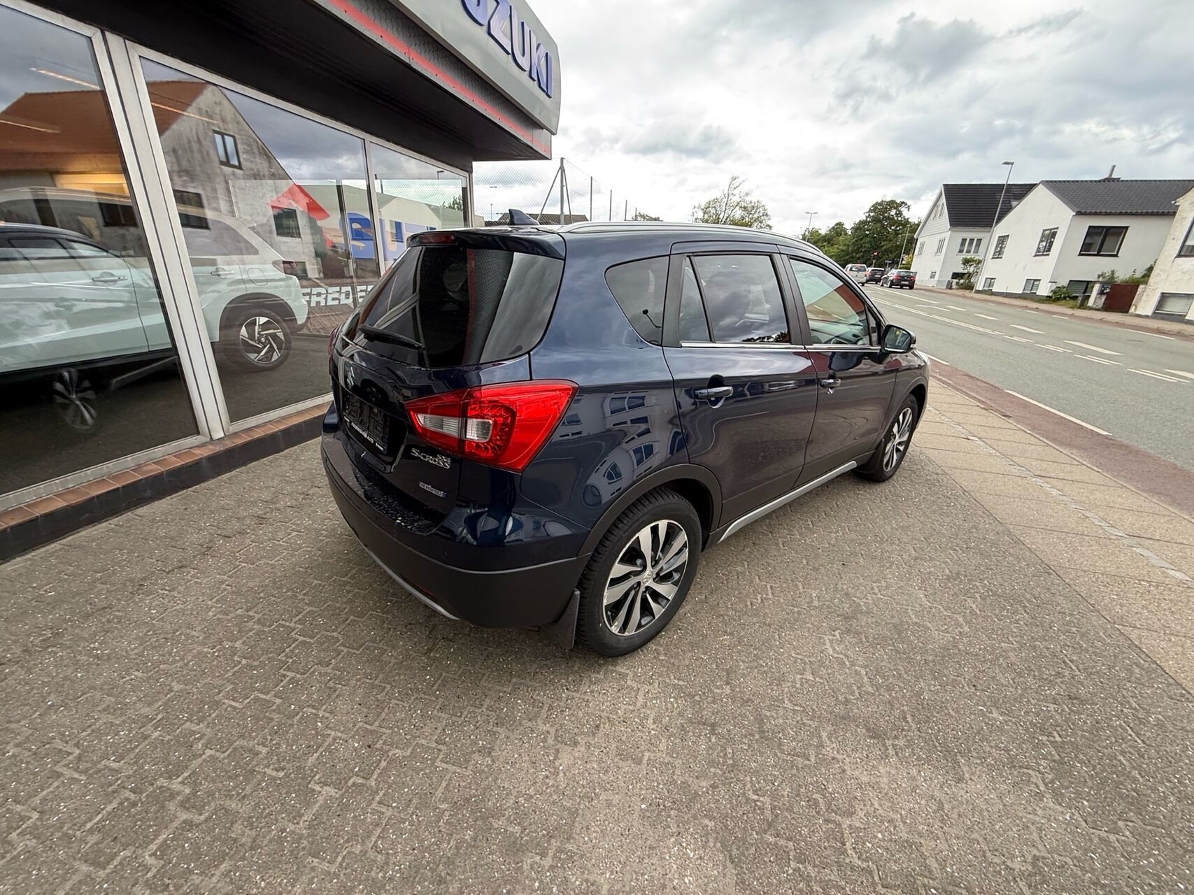 Billede af Suzuki S-Cross 1,4 Boosterjet  Mild hybrid Adventure Hybrid 129HK 5d 6g Aut.