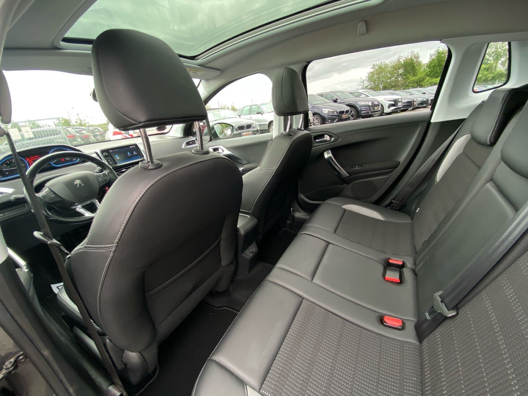 Billede af Peugeot 2008 1,2 PureTech Allure+ 130HK 5d 6g
