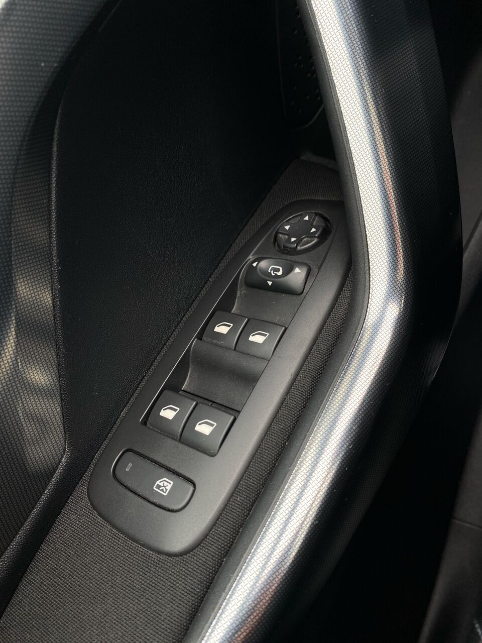 Billede af Peugeot 2008 1,2 PureTech Allure+ 130HK 5d 6g