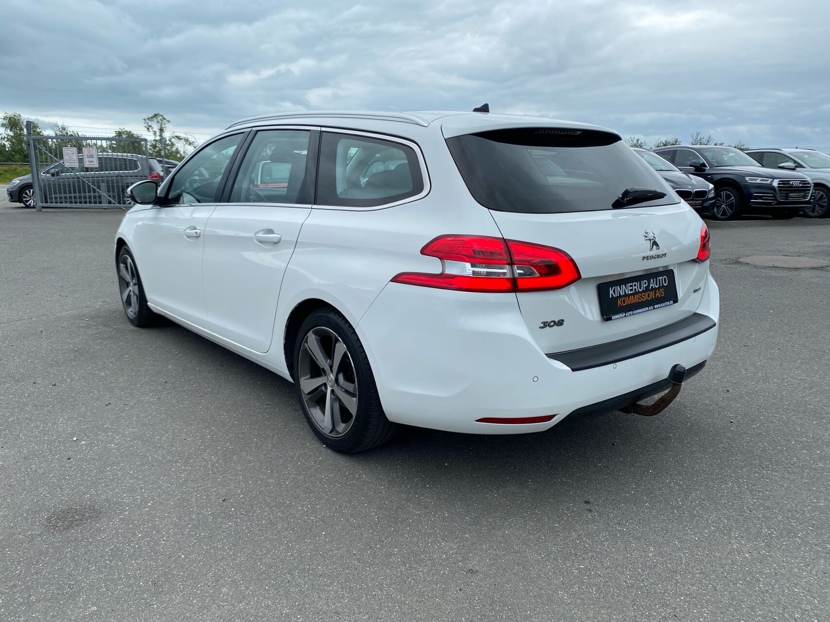 Billede af Peugeot 308 SW 1,2 e-THP Selection Sky EAT6 130HK Stc 6g Aut.