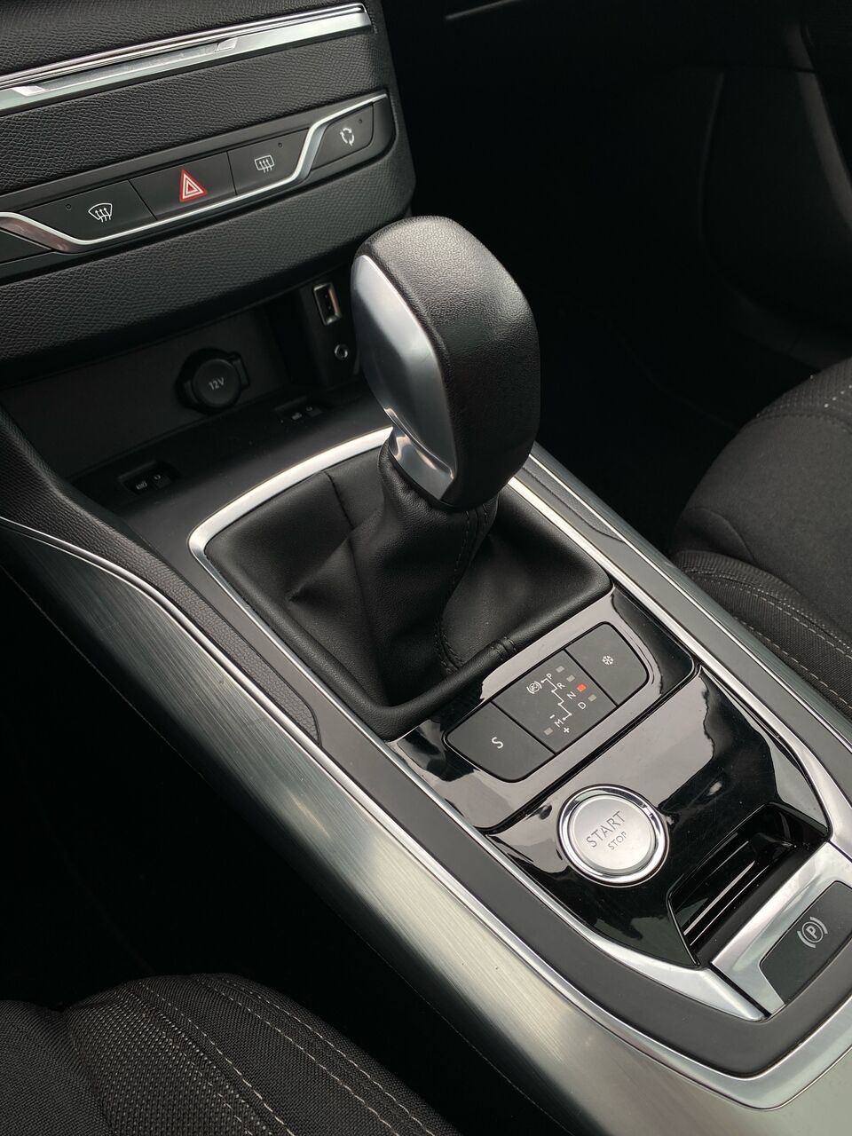 Billede af Peugeot 308 SW 1,2 e-THP Selection Sky EAT6 130HK Stc 6g Aut.