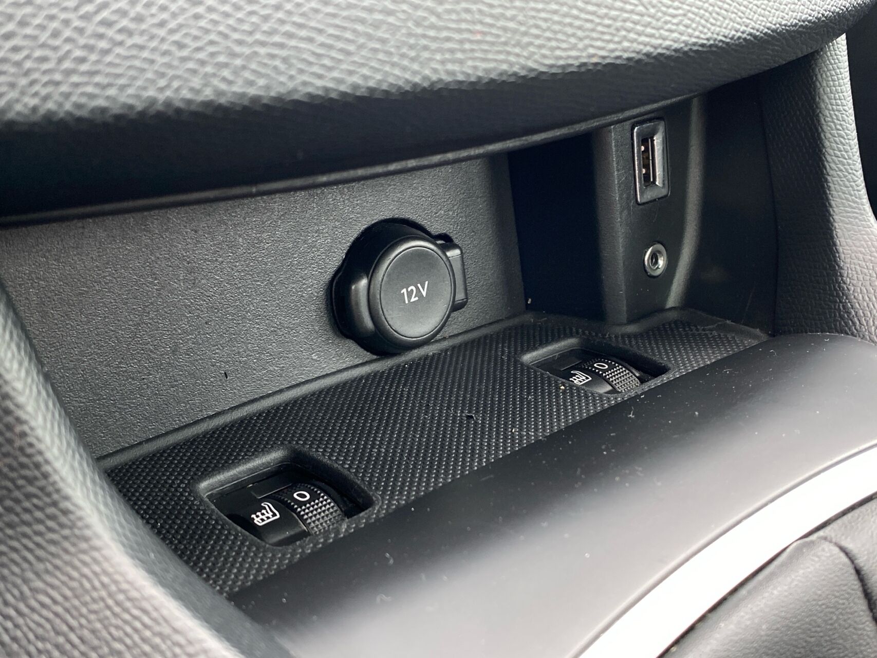 Billede af Peugeot 308 SW 1,2 e-THP Selection Sky EAT6 130HK Stc 6g Aut.