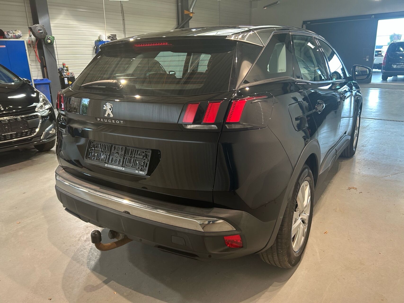 Billede af Peugeot 3008 1,2 PureTech Strike 130HK 5d 6g