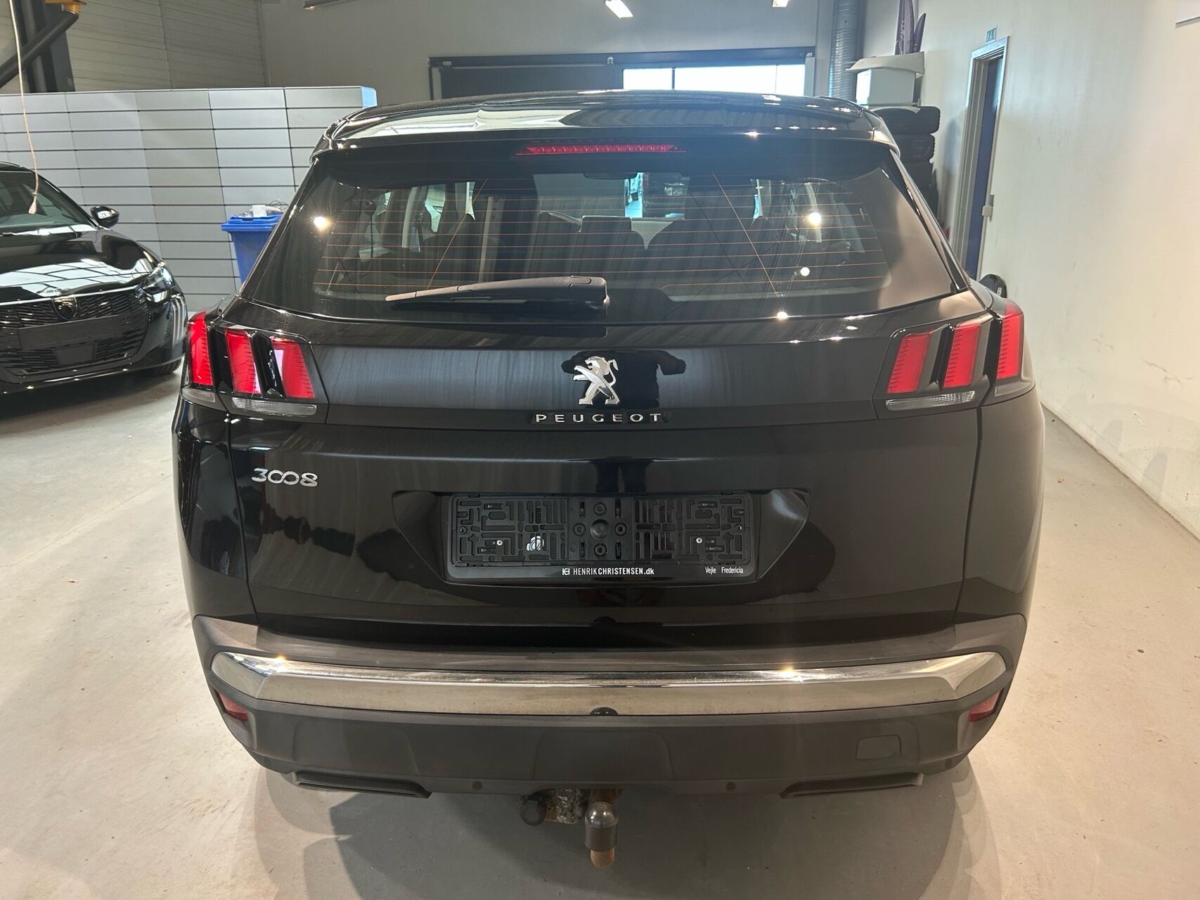 Billede af Peugeot 3008 1,2 PureTech Strike 130HK 5d 6g