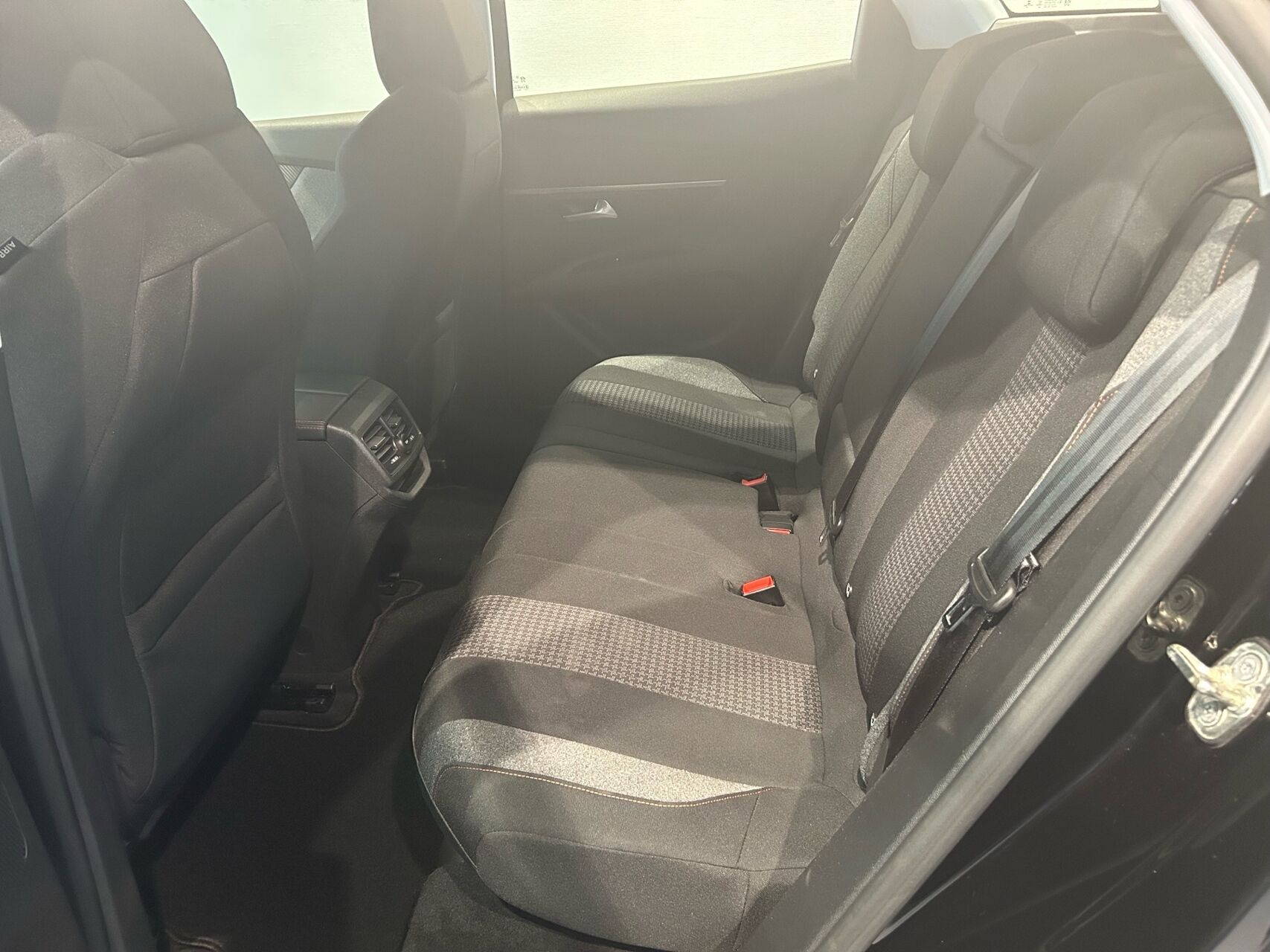 Billede af Peugeot 3008 1,2 PureTech Strike 130HK 5d 6g