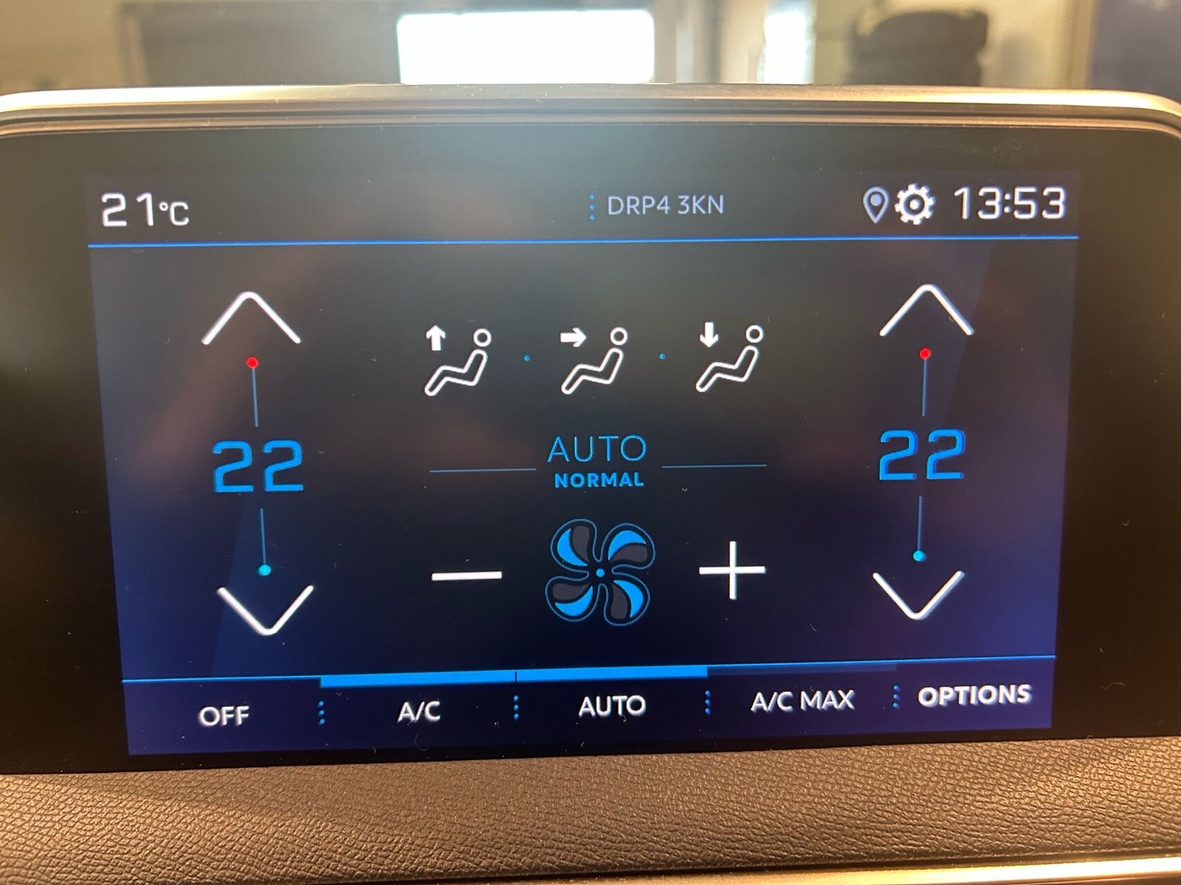 Billede af Peugeot 3008 1,2 PureTech Strike 130HK 5d 6g