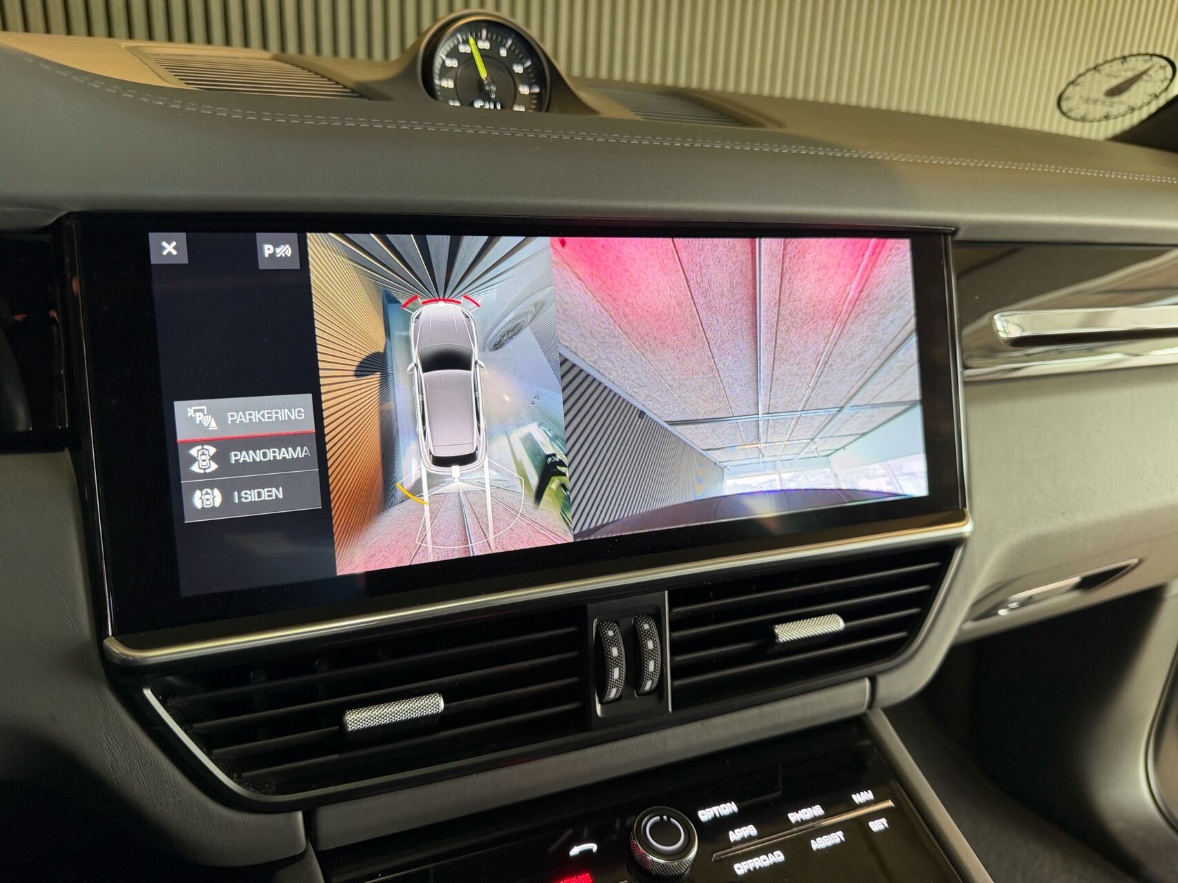 Billede af Porsche Cayenne 3,0 E-Hybrid 4WD Tiptr. 462HK 5d 8g Aut.
