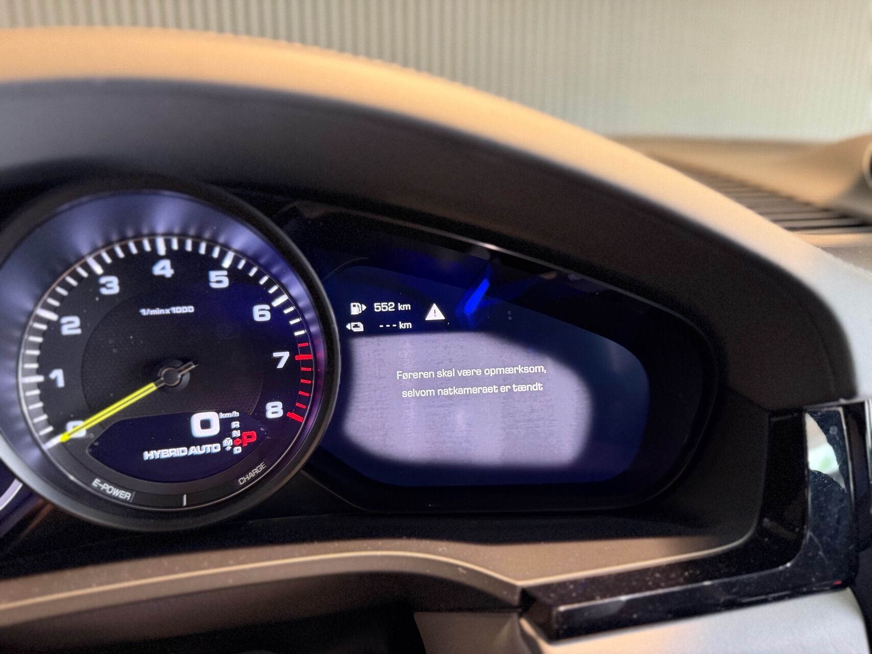 Billede af Porsche Cayenne 3,0 E-Hybrid 4WD Tiptr. 462HK 5d 8g Aut.