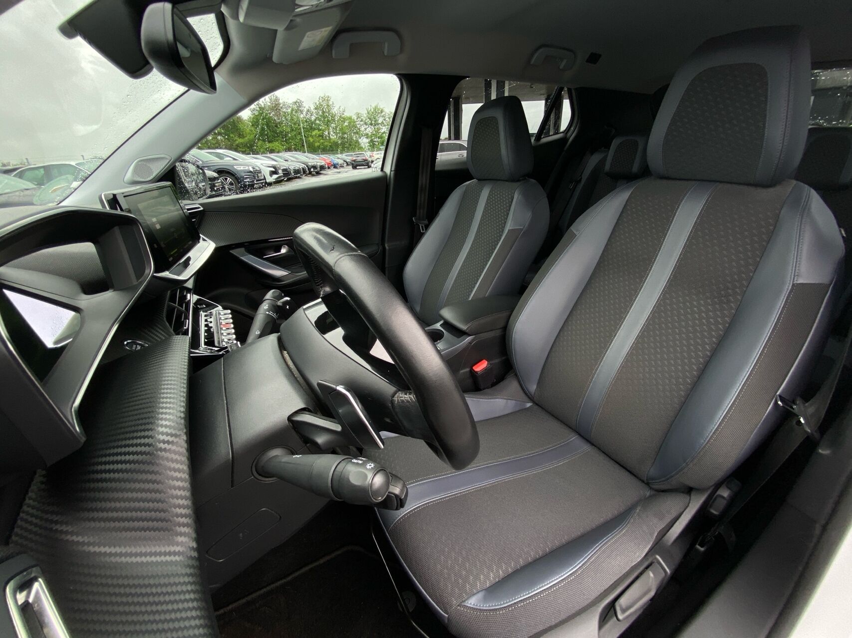 Billede af Peugeot 2008 1,5 BlueHDi Allure Pack EAT8 130HK 5d 8g Aut.