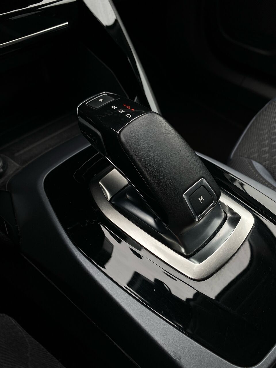 Billede af Peugeot 2008 1,5 BlueHDi Allure Pack EAT8 130HK 5d 8g Aut.