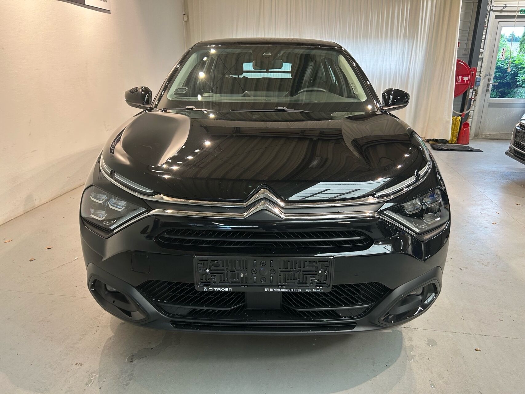 Billede af Citroën C4 1,2 PureTech Iconic EAT8 130HK 5d 8g Aut.