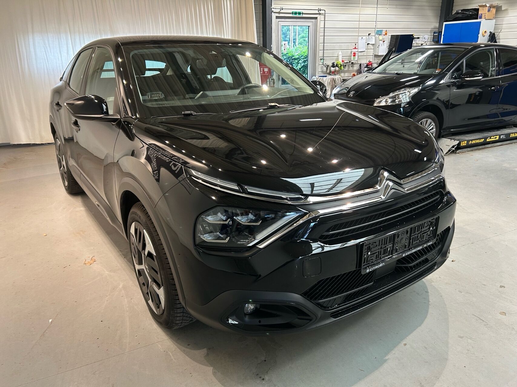 Billede af Citroën C4 1,2 PureTech Iconic EAT8 130HK 5d 8g Aut.