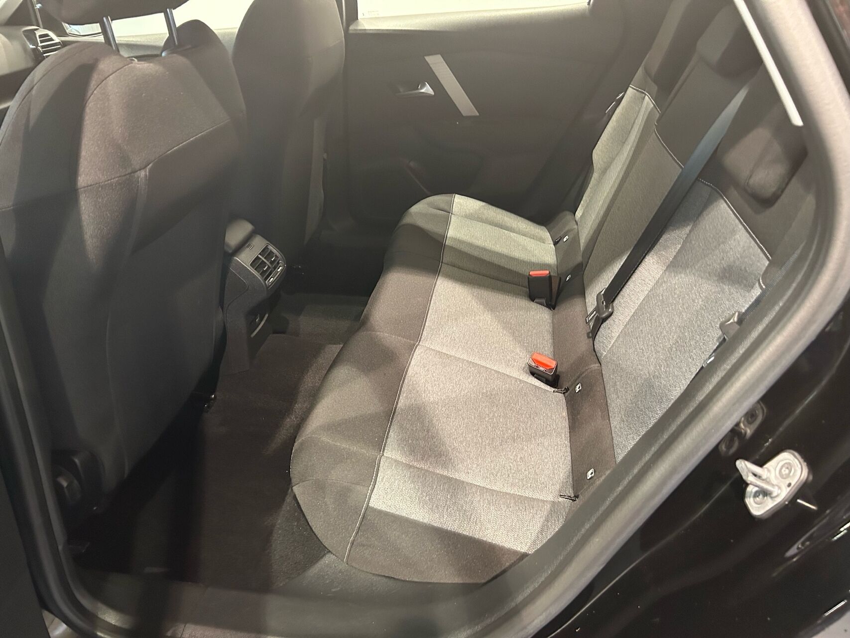Billede af Citroën C4 1,2 PureTech Iconic EAT8 130HK 5d 8g Aut.