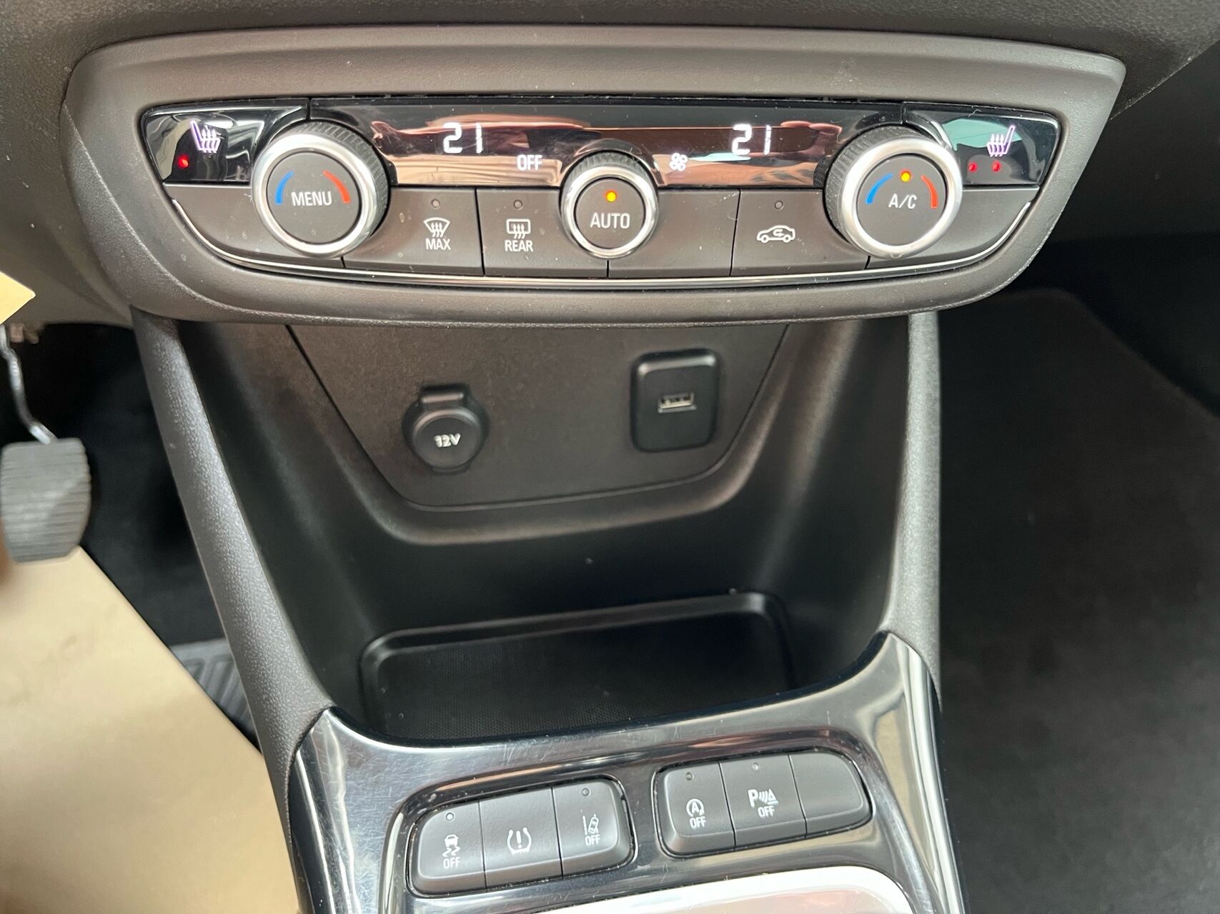 Billede af Opel Crossland X 1,2 Turbo Innovation Start/Stop 110HK 5d