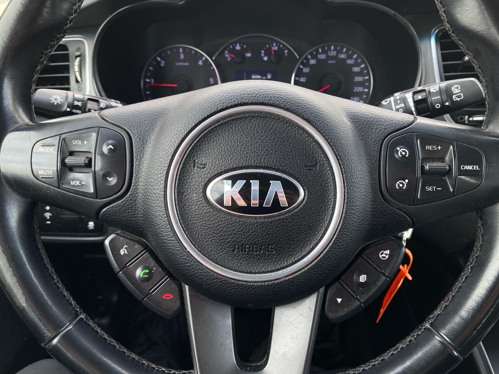Billede af Kia Carens 7 pers. 1,7 CRDI Style 115HK 6g