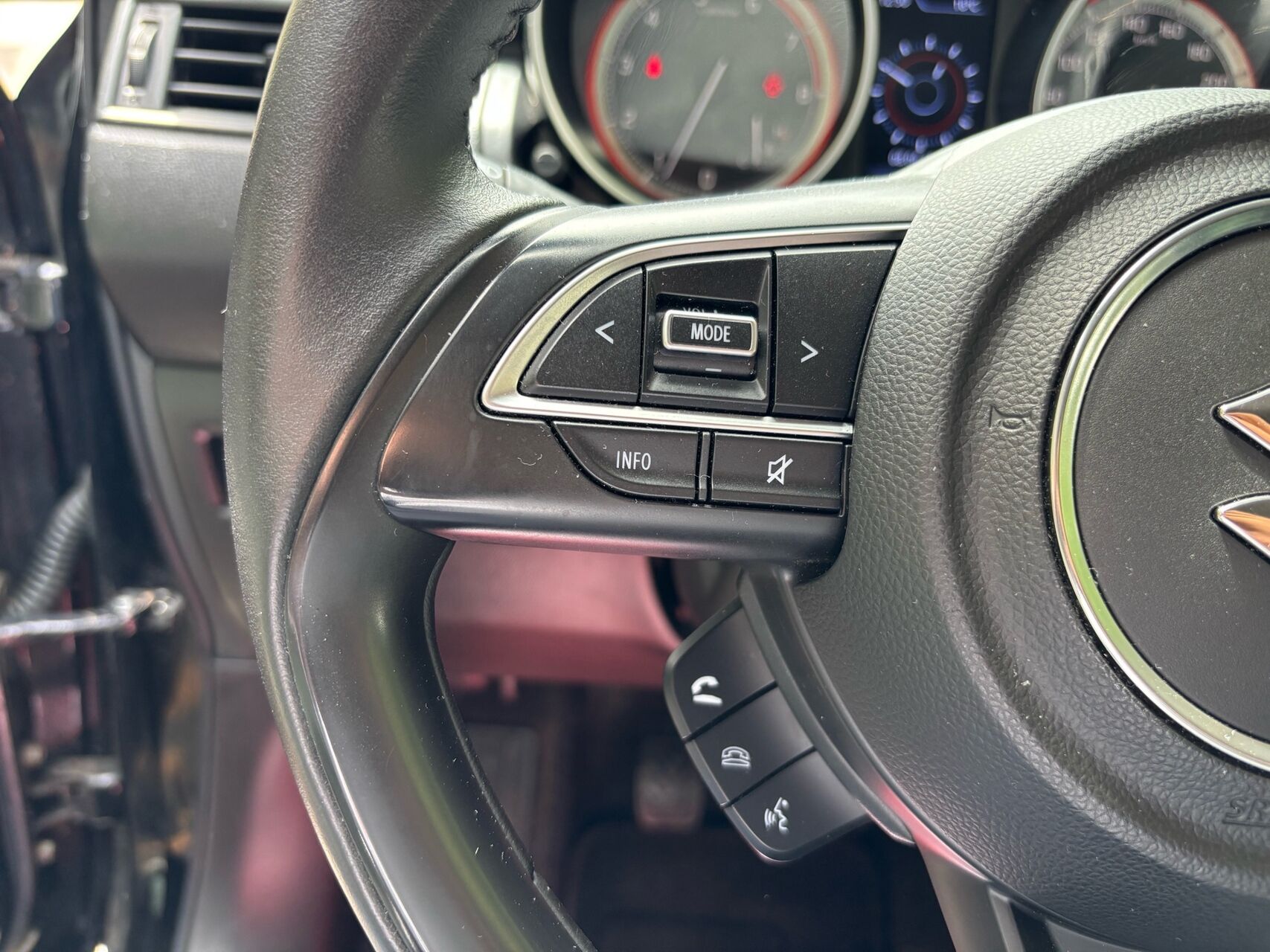 Billede af Suzuki Swift 1,2 Dualjet Exclusive Plus mild-hybrid 90HK 5d