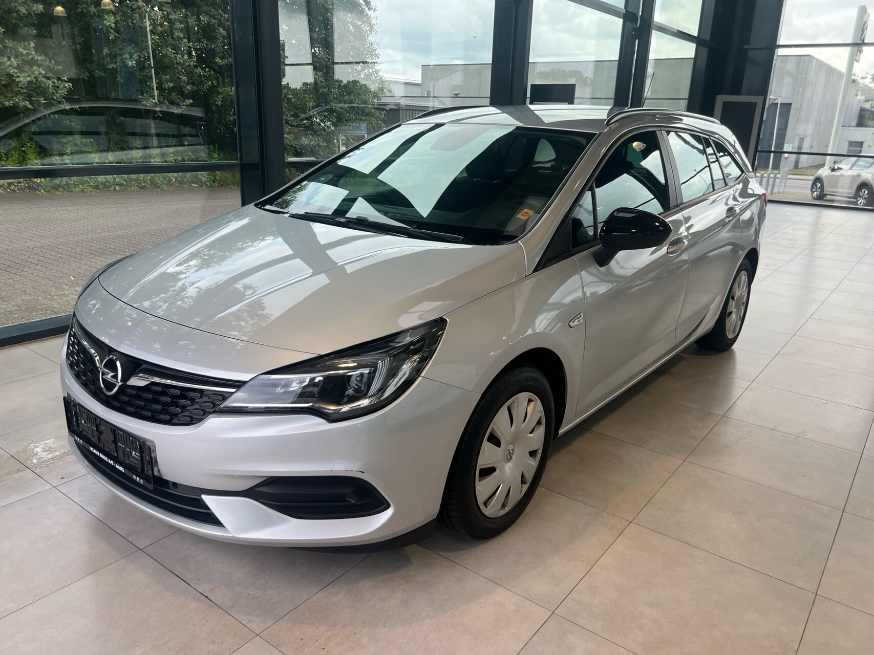 Billede af Opel Astra Sports Tourer 1,2 Turbo Edition+ 110HK Stc