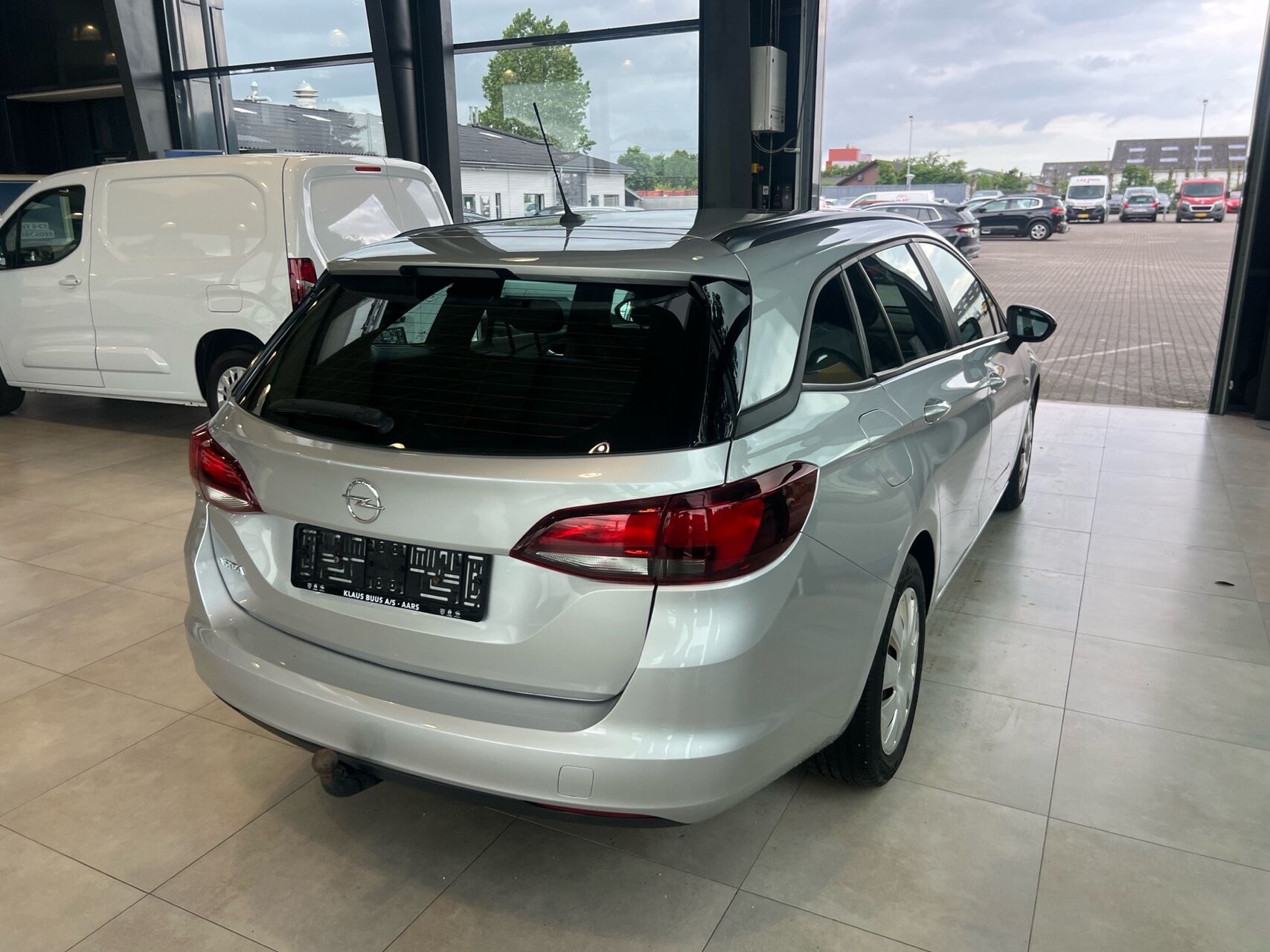 Billede af Opel Astra Sports Tourer 1,2 Turbo Edition+ 110HK Stc