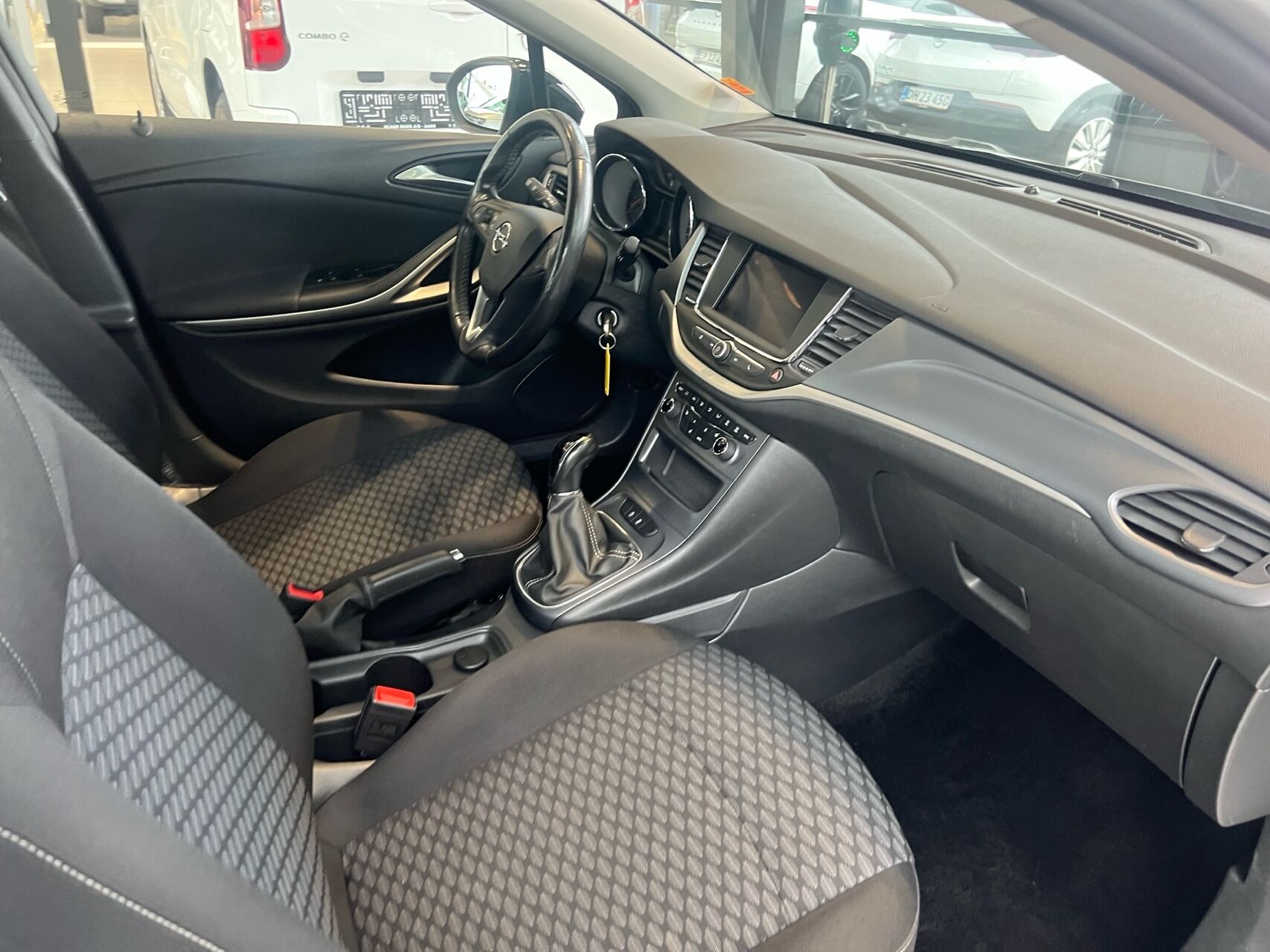 Billede af Opel Astra Sports Tourer 1,2 Turbo Edition+ 110HK Stc