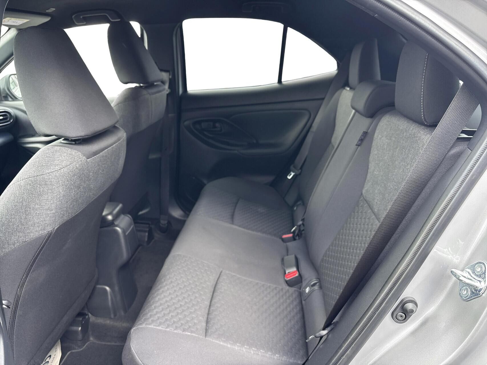 Billede af Toyota Yaris Cross 1,5 Hybrid Style Comfort 116HK 5d Trinl. Gear