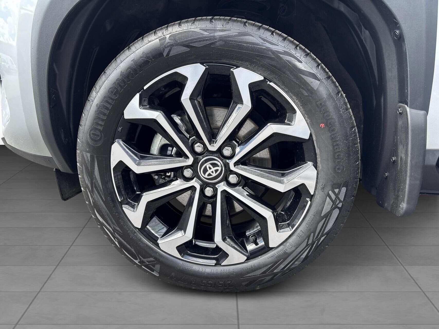 Billede af Toyota Yaris Cross 1,5 Hybrid Style Comfort 116HK 5d Trinl. Gear