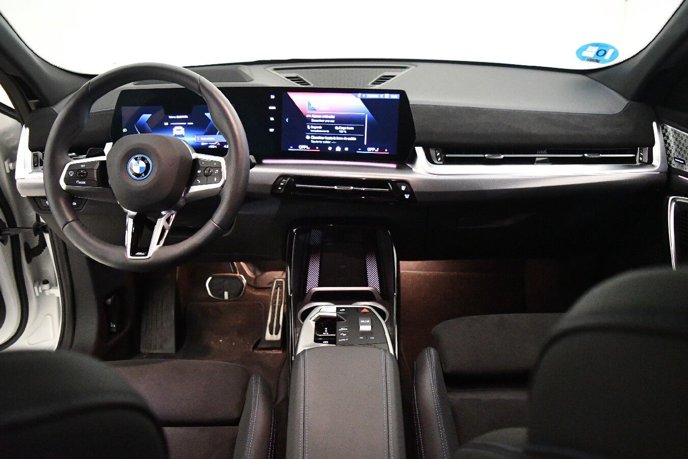 Billede af BMW iX2 eDrive20 Fully Charged 204HK 5d Aut.