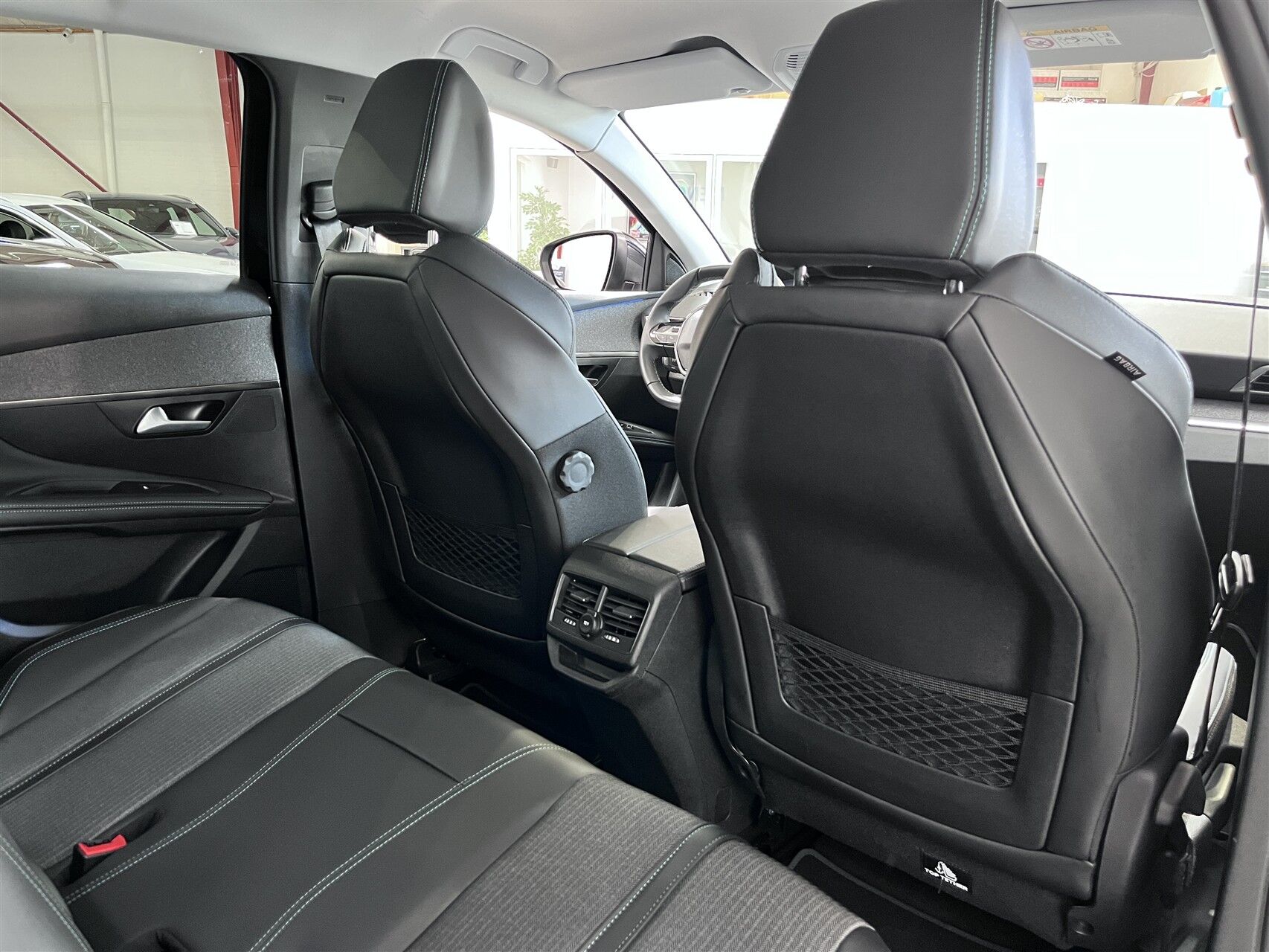 Billede af Peugeot 3008 1,6 PureTech  Plugin-hybrid Allure Pack EAT8 225HK 5d 8g Aut.
