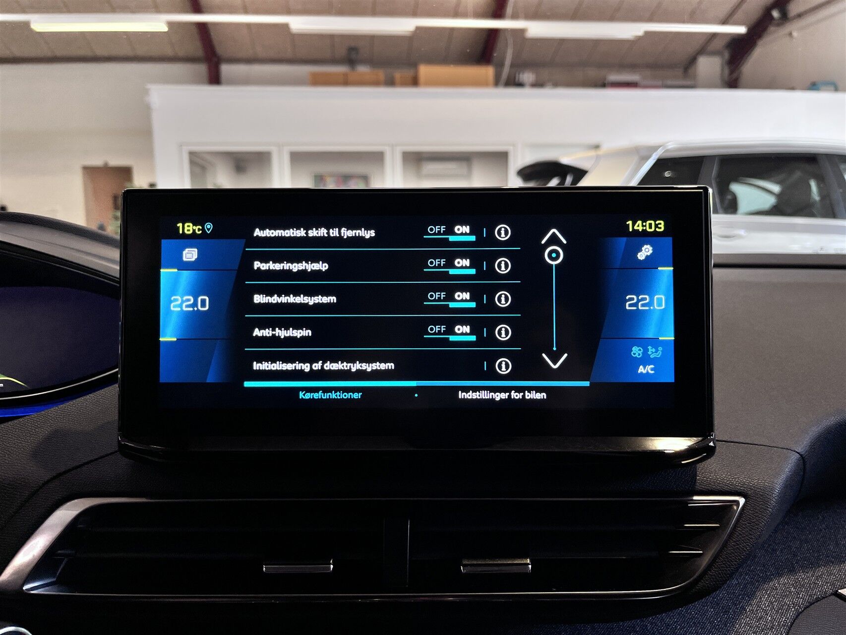 Billede af Peugeot 3008 1,6 PureTech  Plugin-hybrid Allure Pack EAT8 225HK 5d 8g Aut.