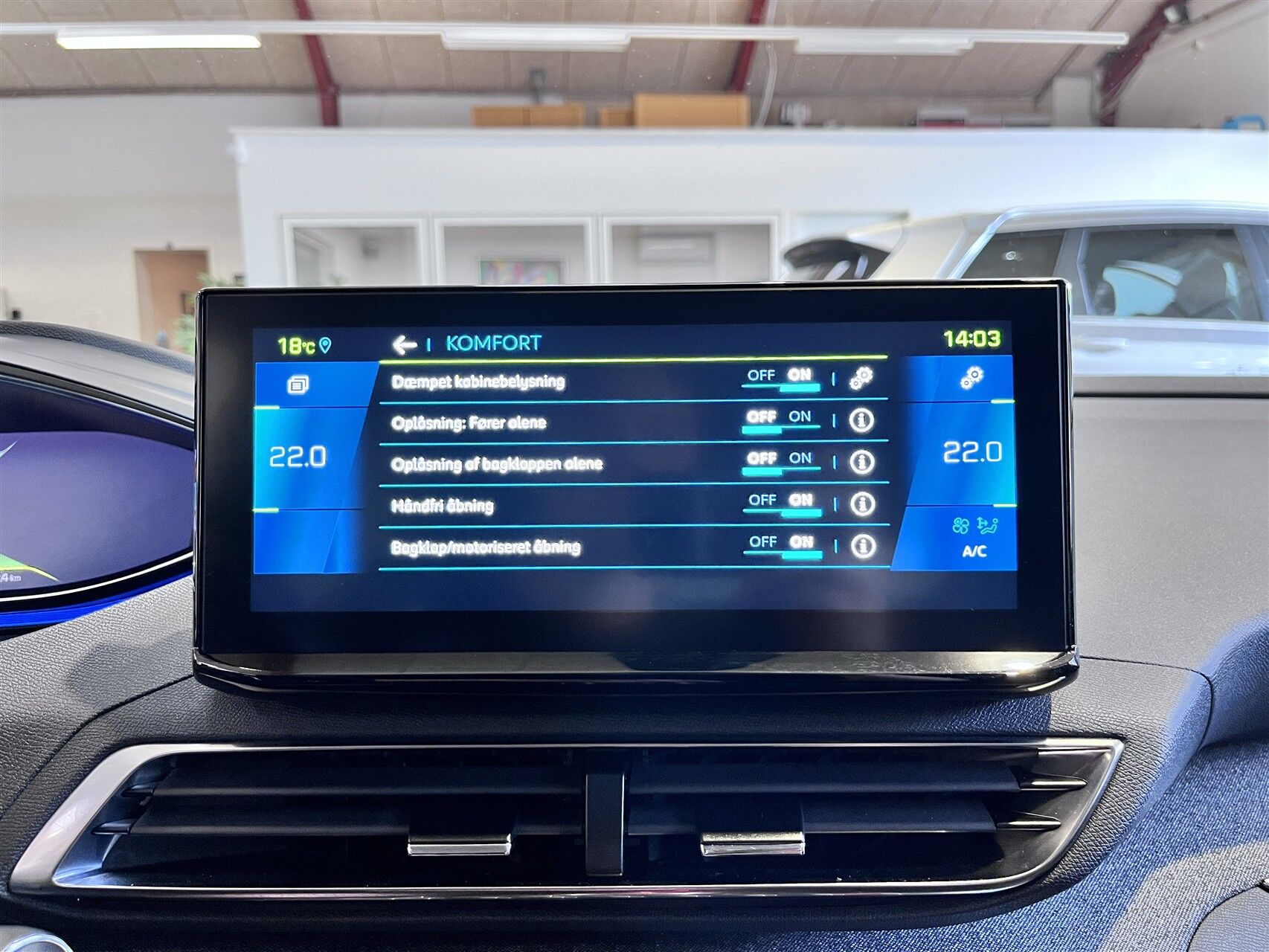 Billede af Peugeot 3008 1,6 PureTech  Plugin-hybrid Allure Pack EAT8 225HK 5d 8g Aut.
