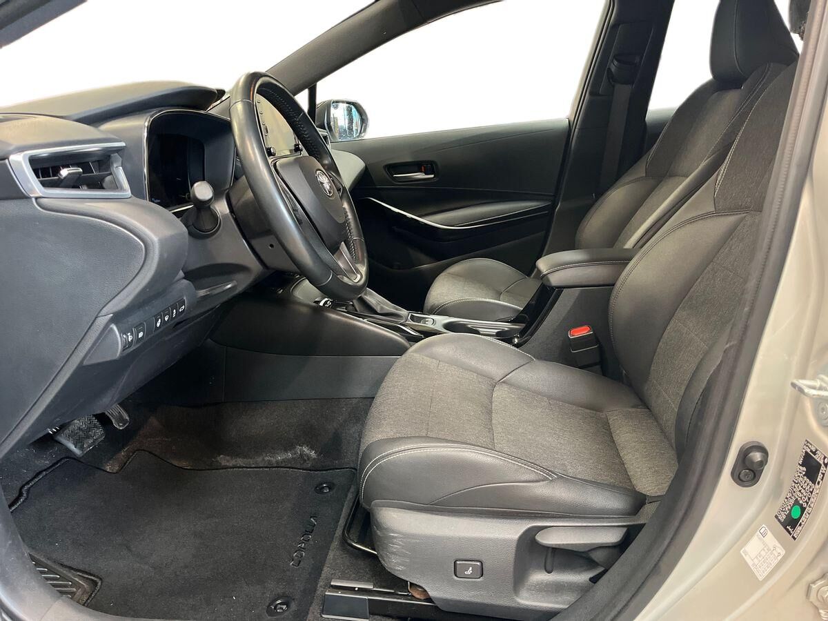 Billede af Toyota Corolla Touring Sports 1,8 Hybrid Active Premium E-CVT 122HK Stc Trinl. Gear