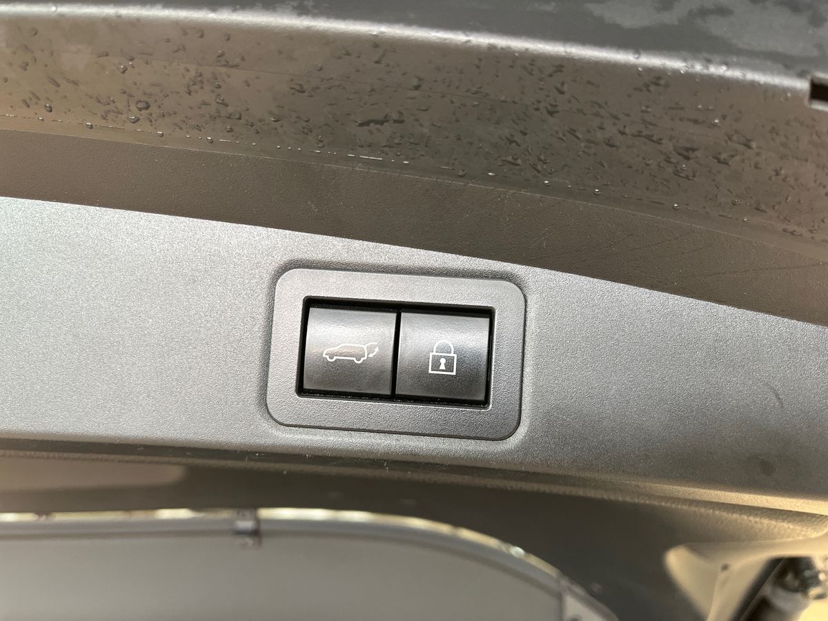 Billede af Toyota Corolla Touring Sports 1,8 Hybrid Active Premium E-CVT 122HK Stc Trinl. Gear