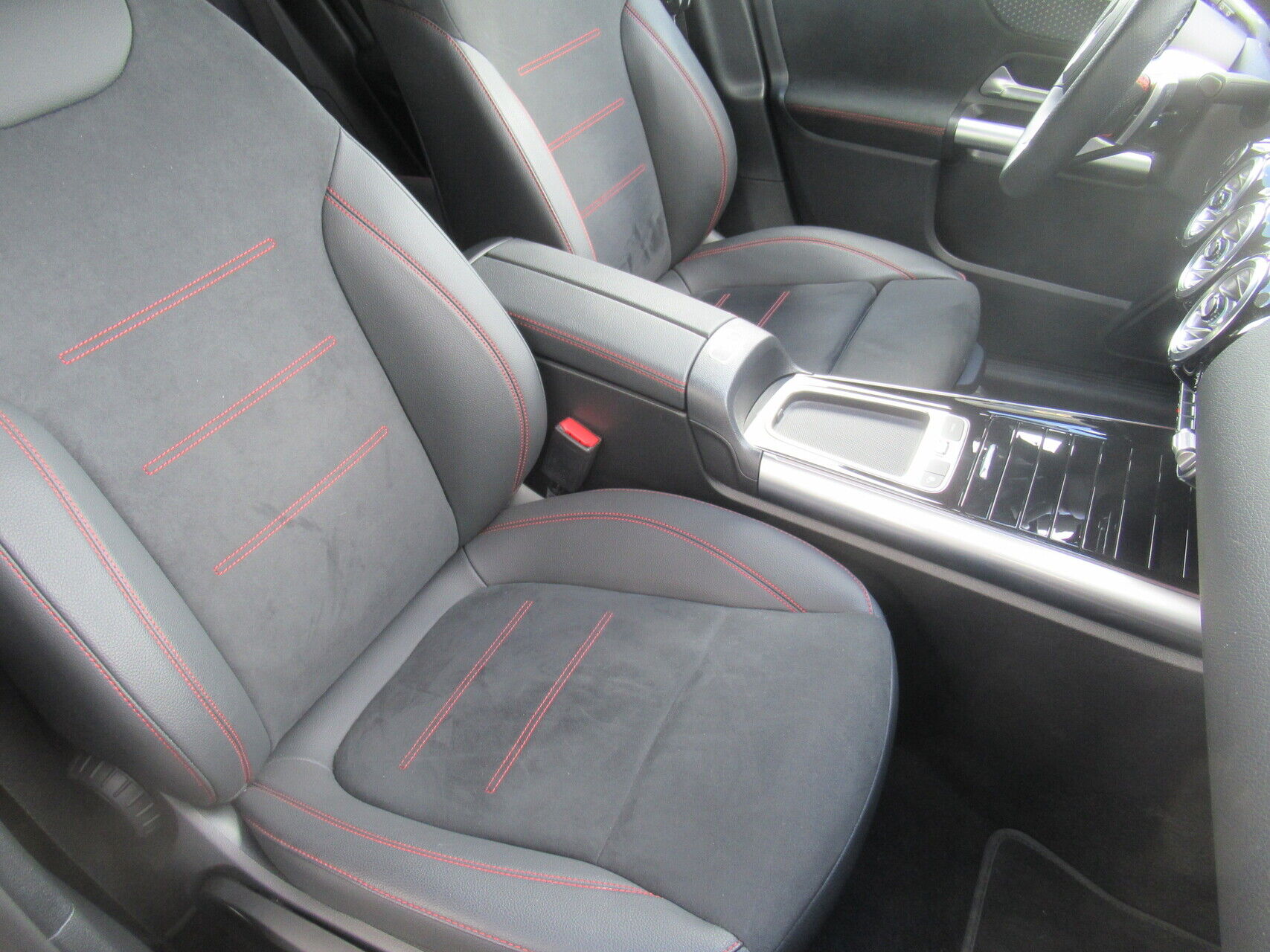 Billede af Mercedes-Benz EQA 250+ EL AMG Advance 190HK 5d Aut.