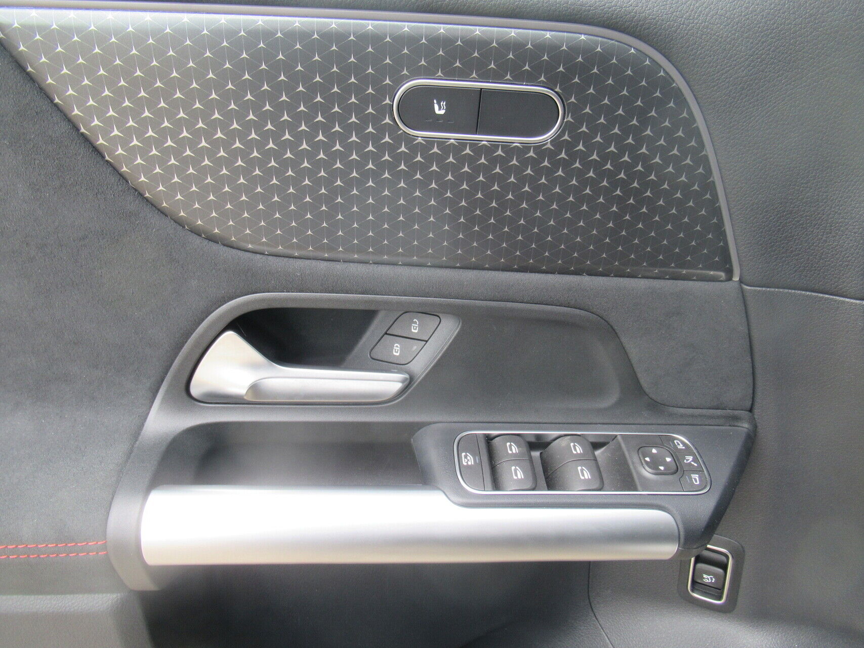 Billede af Mercedes-Benz EQA 250+ EL AMG Advance 190HK 5d Aut.