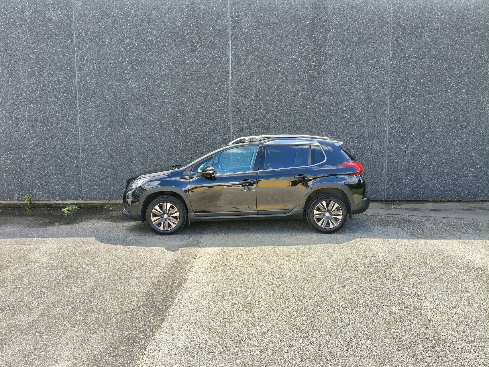 Billede af Peugeot 2008 1,2 PureTech Selection Sky 130HK 5d 6g