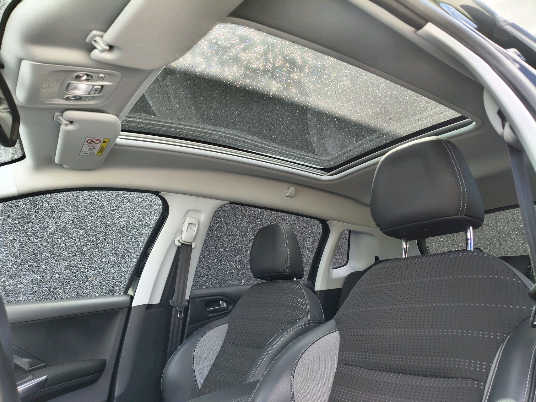 Billede af Peugeot 2008 1,2 PureTech Selection Sky 130HK 5d 6g